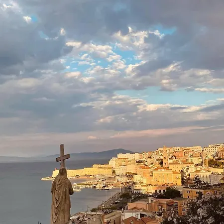Seminterrato Serapo 50 Mt Dal Mare * Gaeta