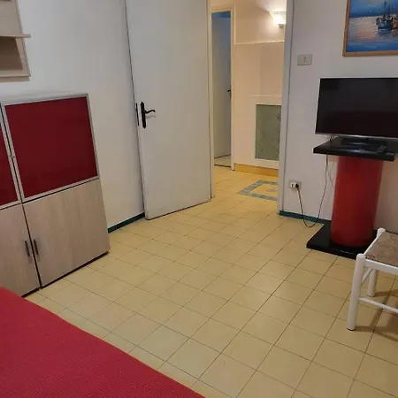 Seminterrato Serapo 50 Mt Dal Mare Lejlighed
