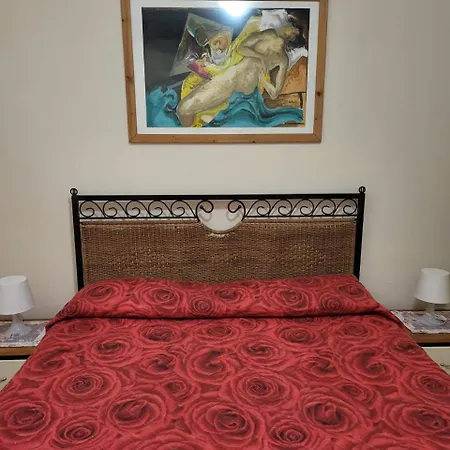 Seminterrato Serapo 50 Mt Dal Mare * Gaeta